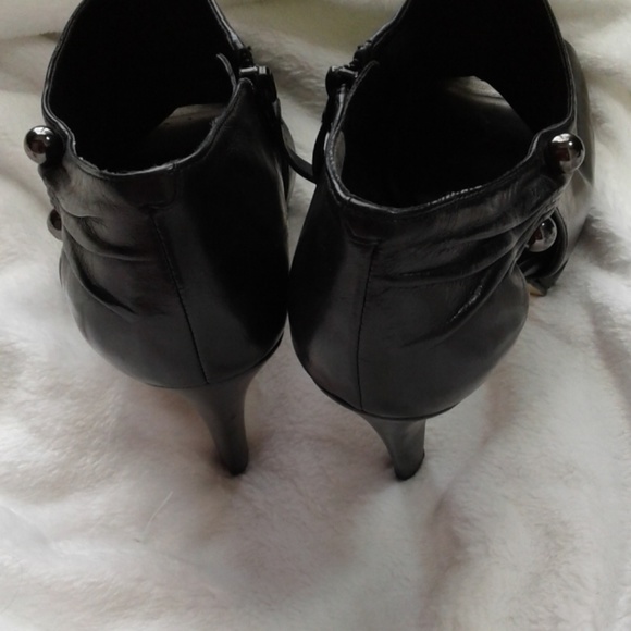 Nine west heeled bootie sz 8 peep toe open side - Picture 5 of 8